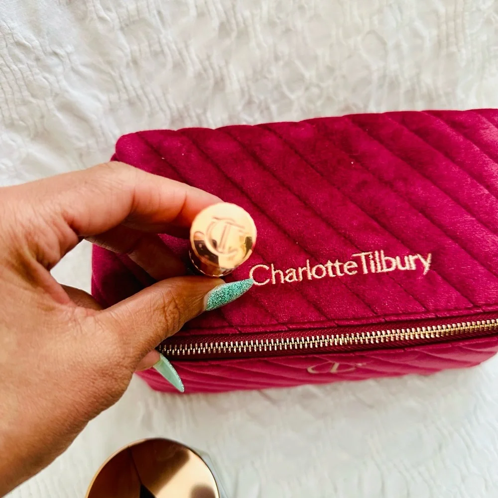 Charlotte Tilbury Full Size Universal Pink Pillow Talk Lipstick